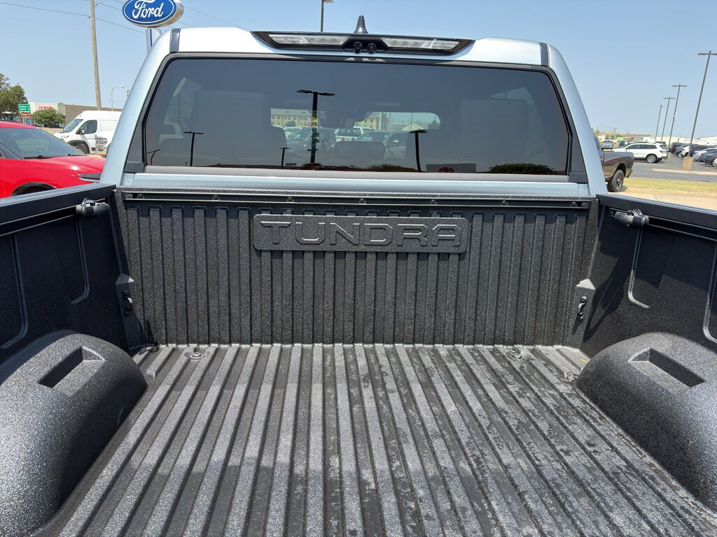 2026 Toyota Tundra Limited - Photo 10
