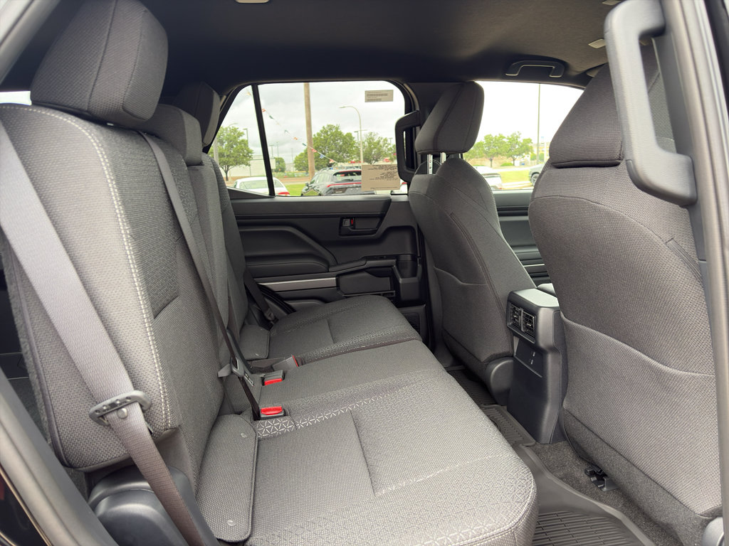2026 Toyota 4Runner SR5 - Photo 13
