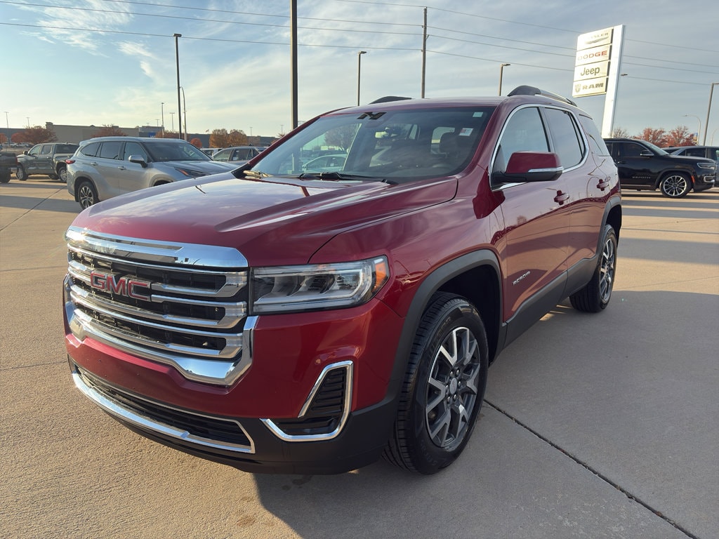 Used 2023 GMC Acadia SLE Sport Utility