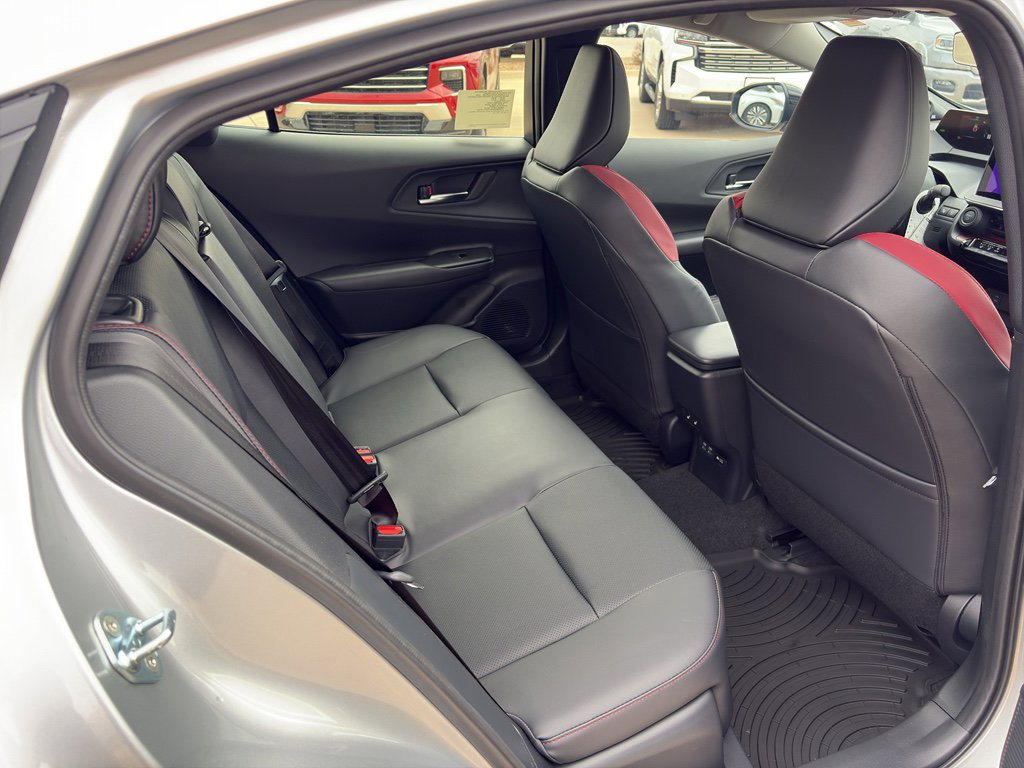 2026 Toyota Prius Plug-in Hybrid XSE Premium - Photo 14