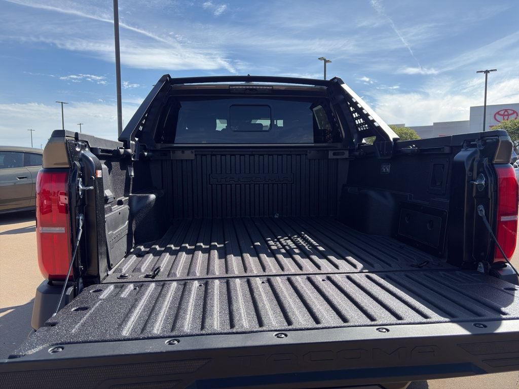 2026 Toyota Tacoma Trailhunter - Photo 12