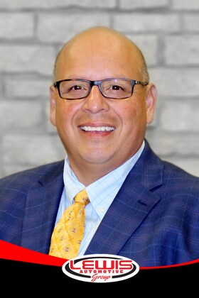 Staff member Anthony Hernandez from ID_8827a9a1539a