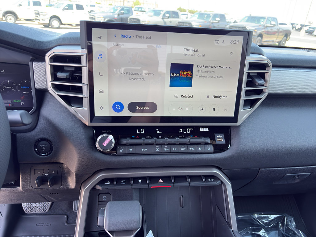 2026 Toyota Tundra Limited - Photo 6