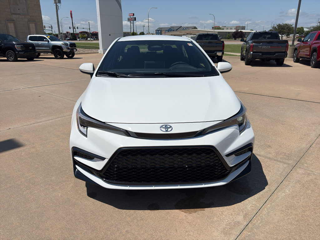 2026 Toyota Corolla SE - Photo 16