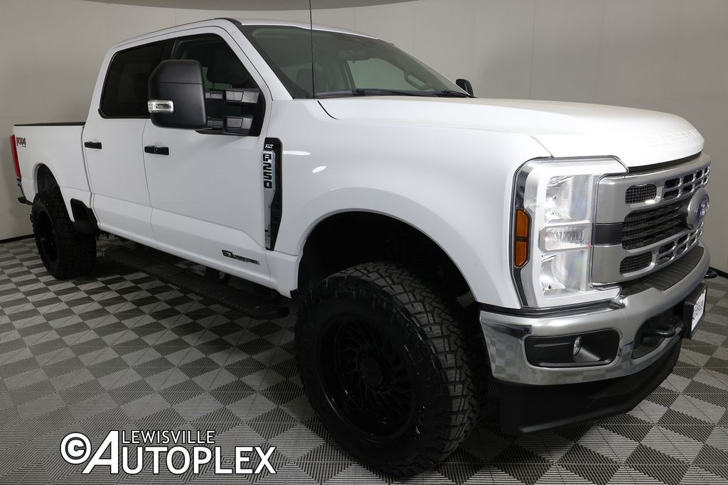 Used 2024 Ford F-250SD XLT Truck