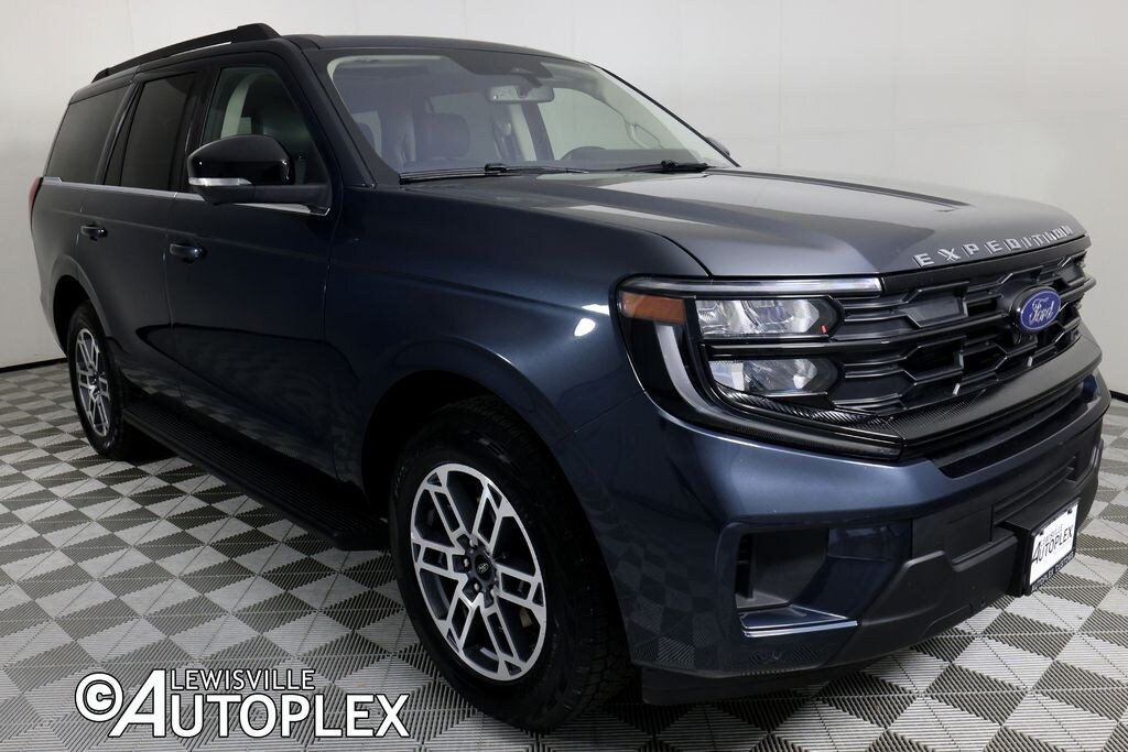 Used 2025 Ford Expedition Active SUV