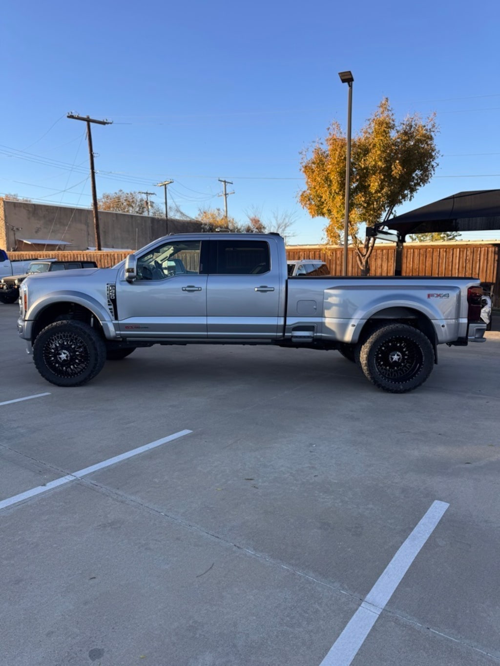 Used 2023 Ford F-450SD Limited Truck
