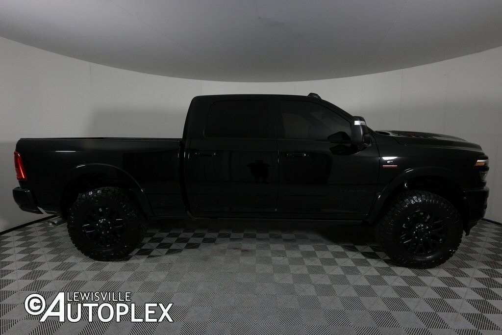 2025 Ram 2500 Limited photo 2