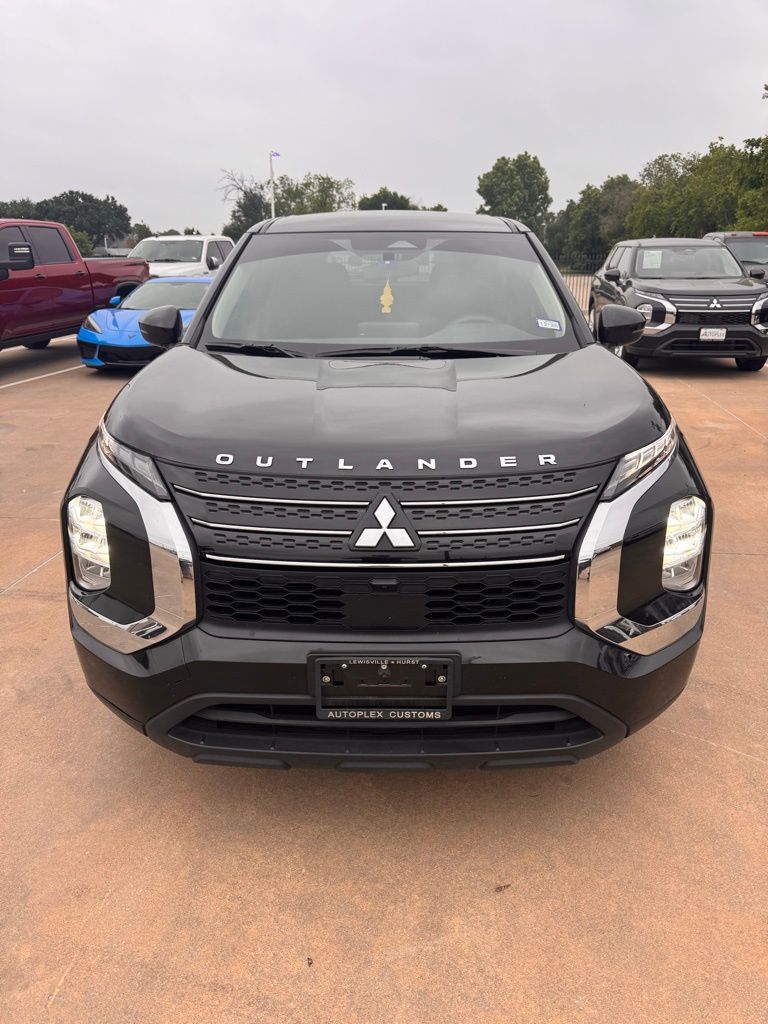 2024 Mitsubishi Outlander
