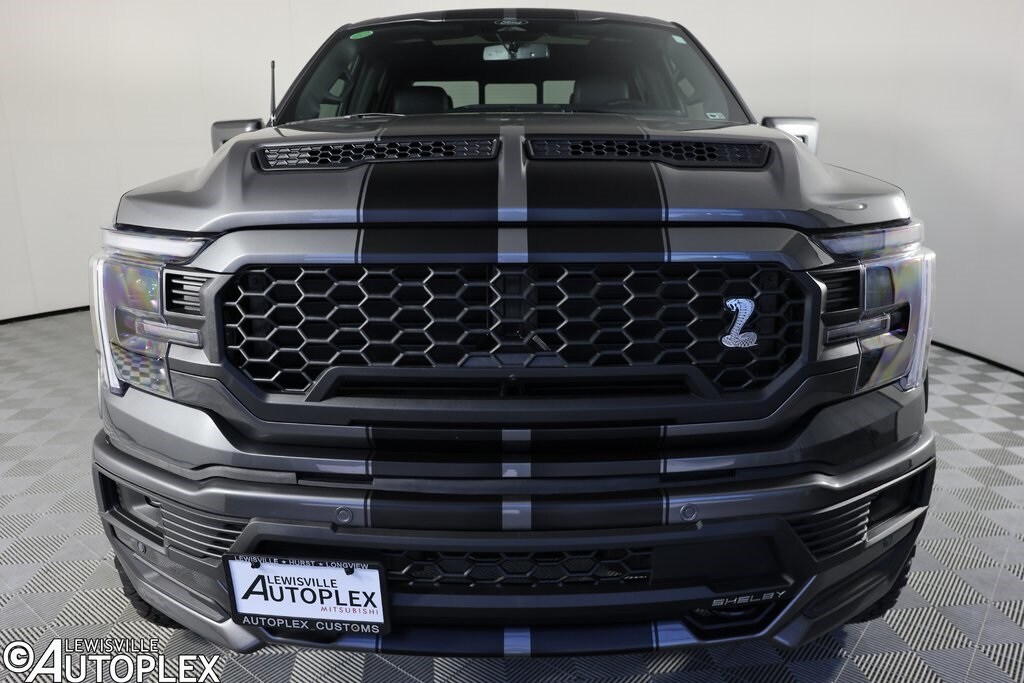 2025 Ford F-150 Lariat photo 2