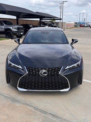 2024 LEXUS IS