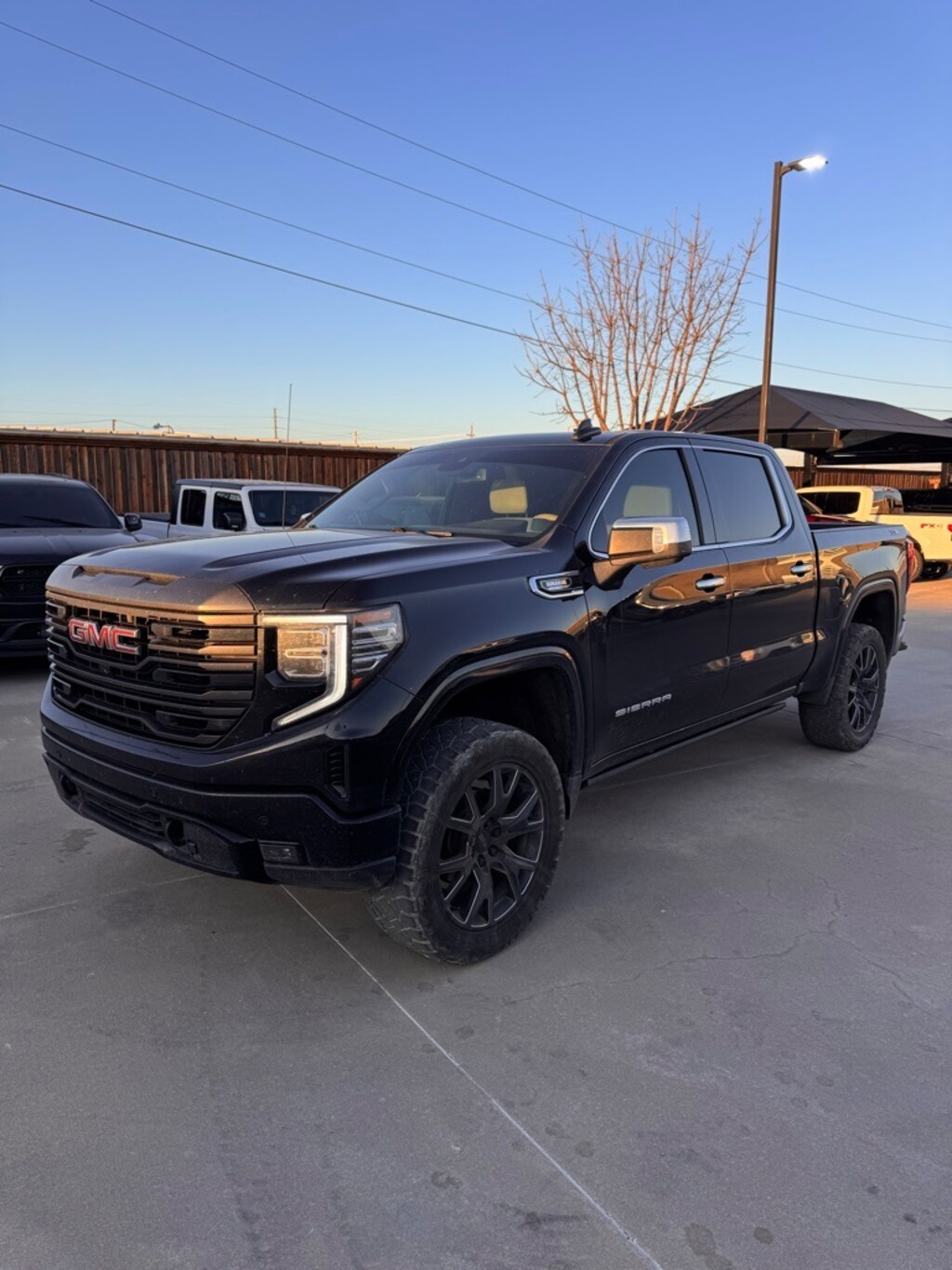 Used 2022 GMC Sierra 1500 SLT Truck