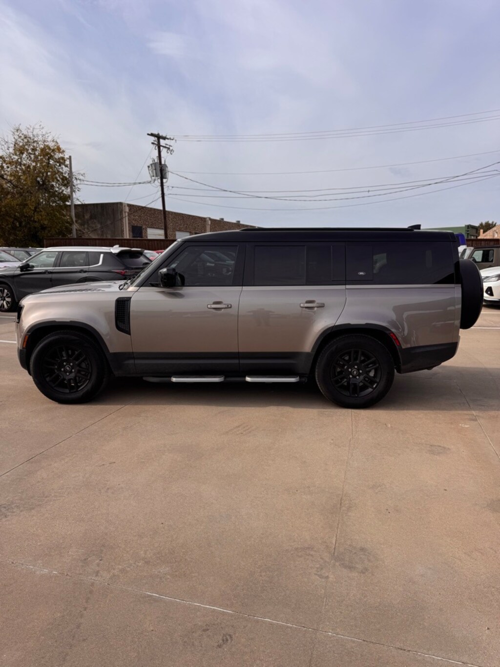Used 2023 Land Rover Defender 130 SE SUV