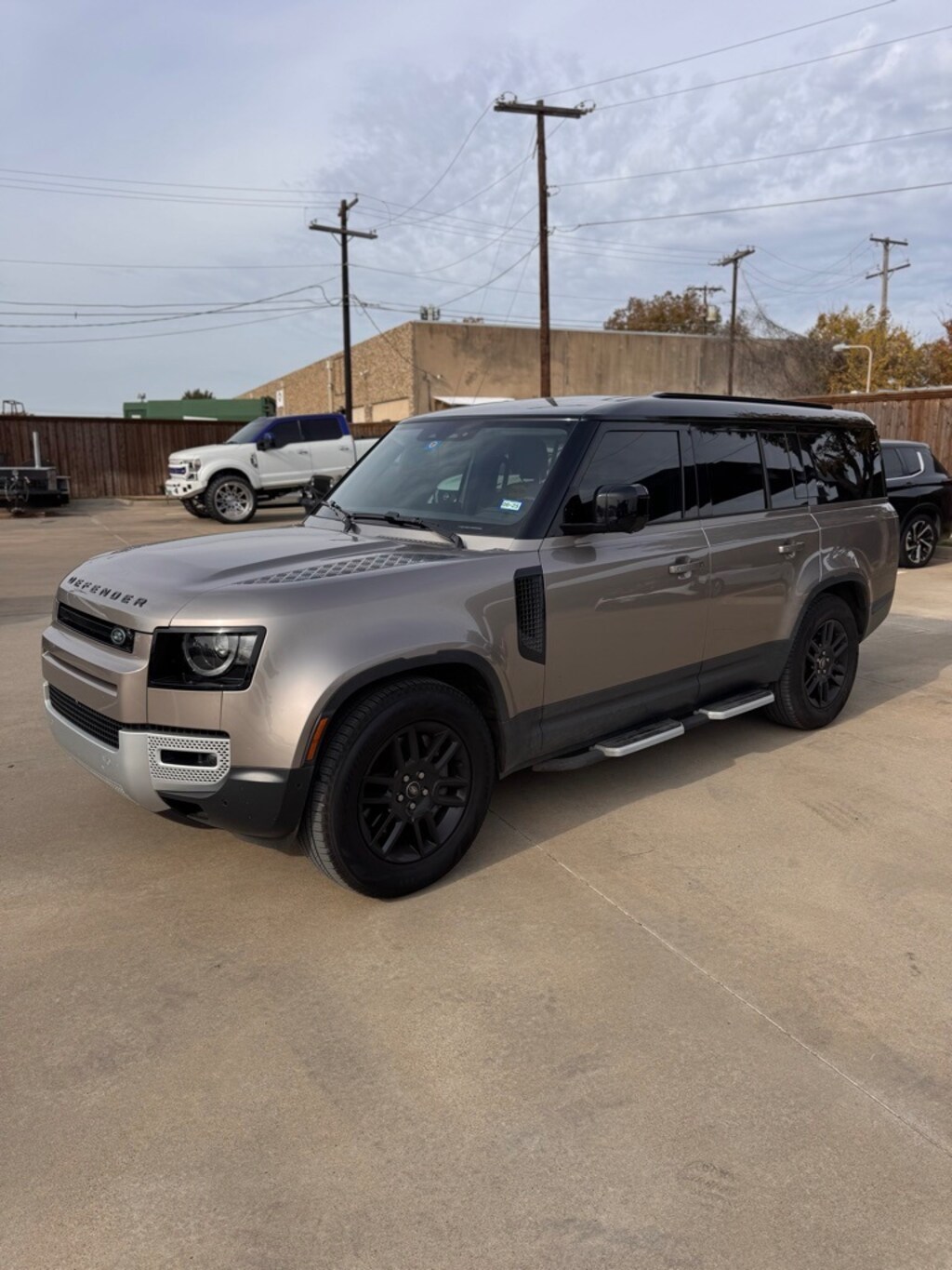 Used 2023 Land Rover Defender 130 SE SUV