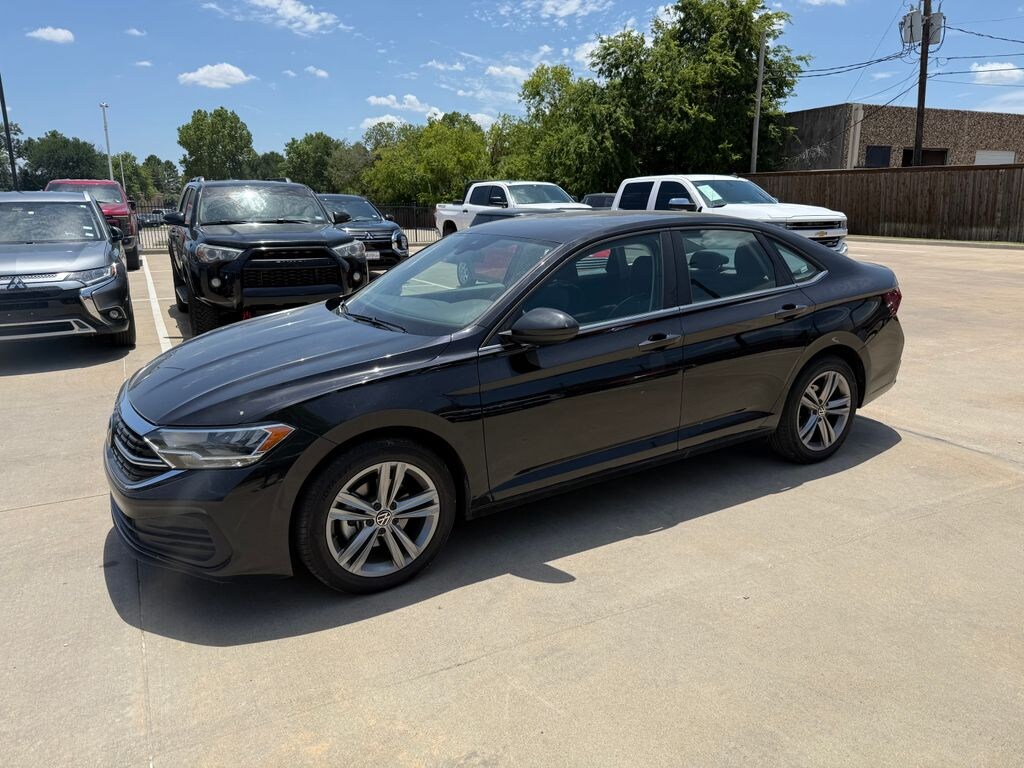 Used 2024 Volkswagen Jetta 1.5T SE Sedan