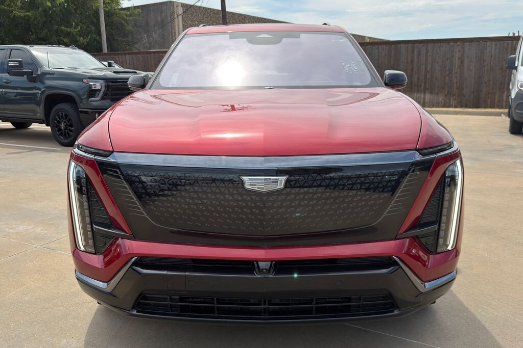 Used 2026 Cadillac Vistiq Sport SUV