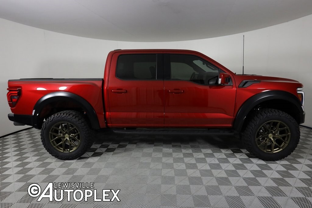 2025 Ford F-150 Raptor photo 4