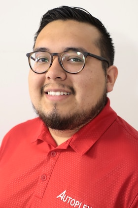 Staff member Jaime Benitez from ID_51dd4cfa029f