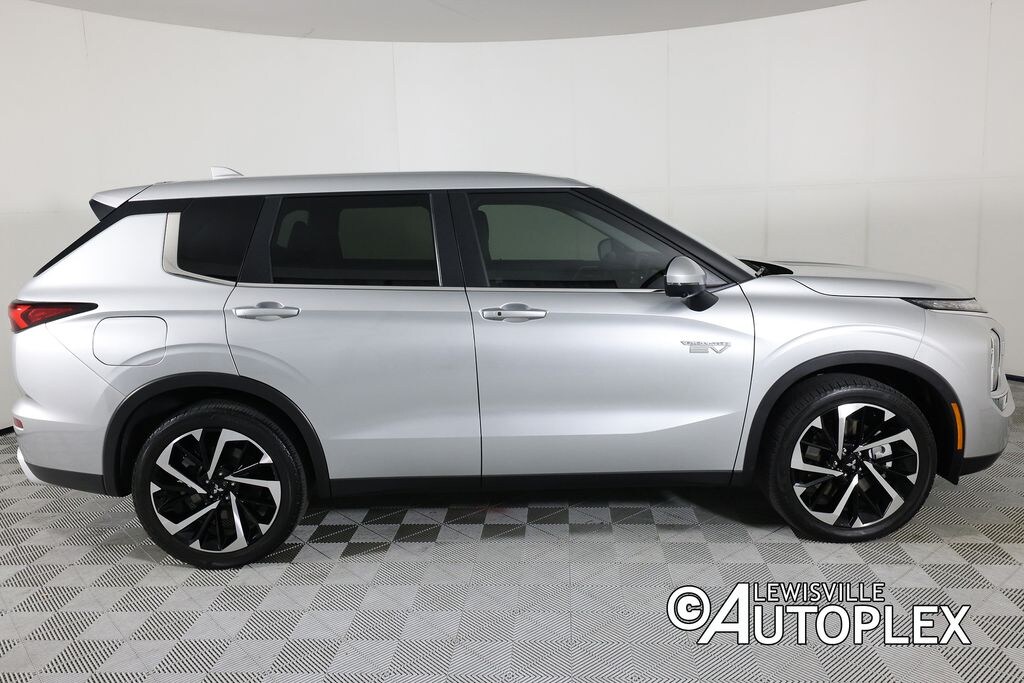 Used 2025 Mitsubishi Outlander Phev SE SUV