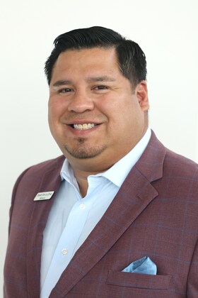 Staff member David De La Cruz from ID_3788eb58eeef