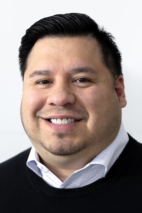 Staff member David De La Cruz from ID_3788eb58eeef