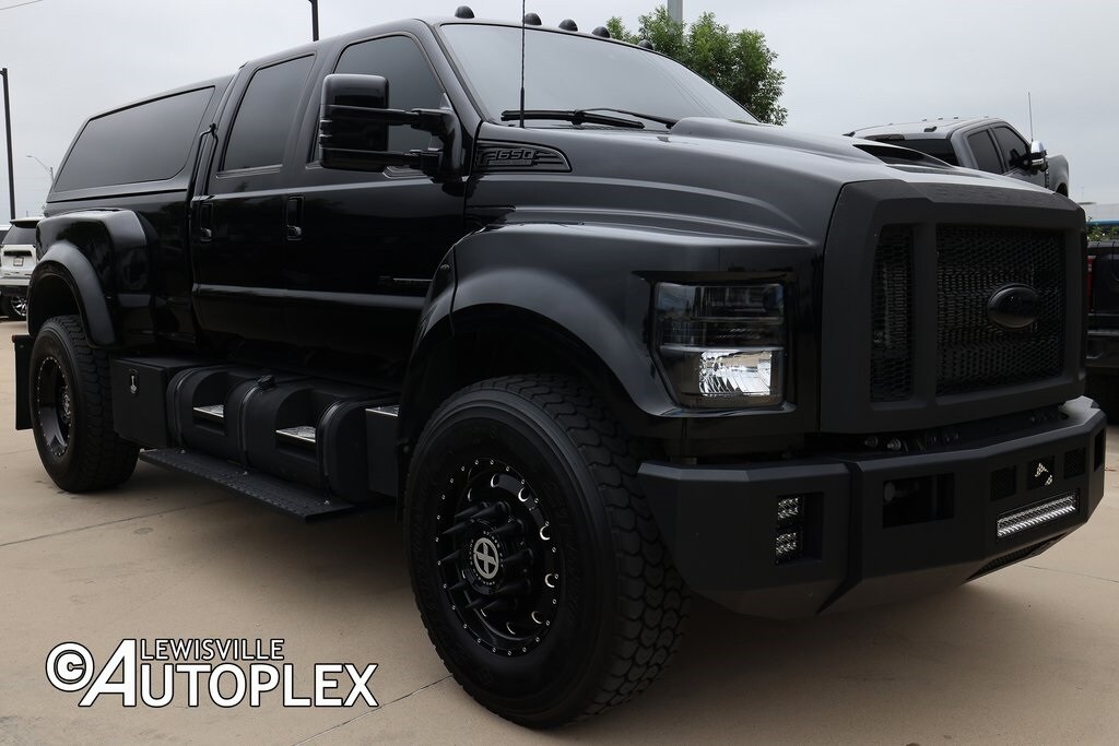 2024 Ford F-650 Base photo 3