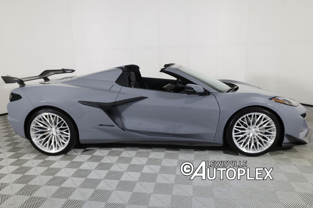 Used 2025 Chevrolet Corvette Z06 Convertible