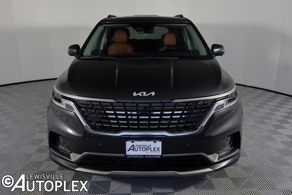 Used 2024 Kia Carnival SX Prestige Minivan/Van