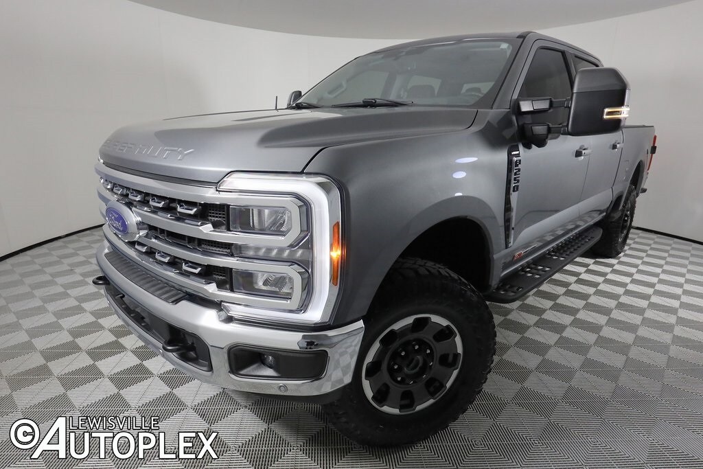 Used 2023 Ford F-250  Truck Crew Cab