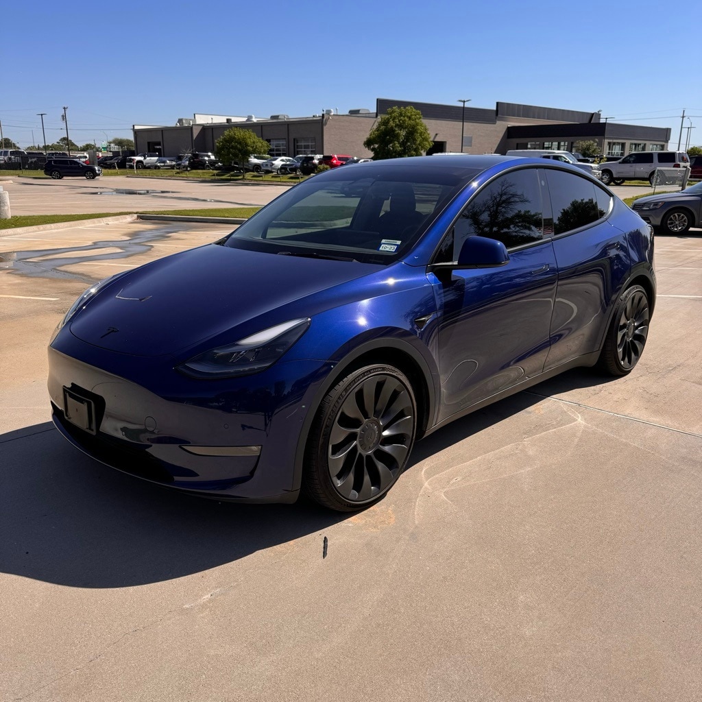 Used 2023 Tesla Model Y Performance with VIN 7SAYGDEF5PF586888 for sale in Lewisville, TX