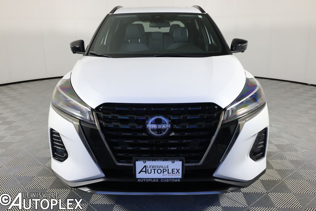 Used 2023 Nissan Kicks SR with VIN 3N1CP5DV0PL539214 for sale in Hurst, TX