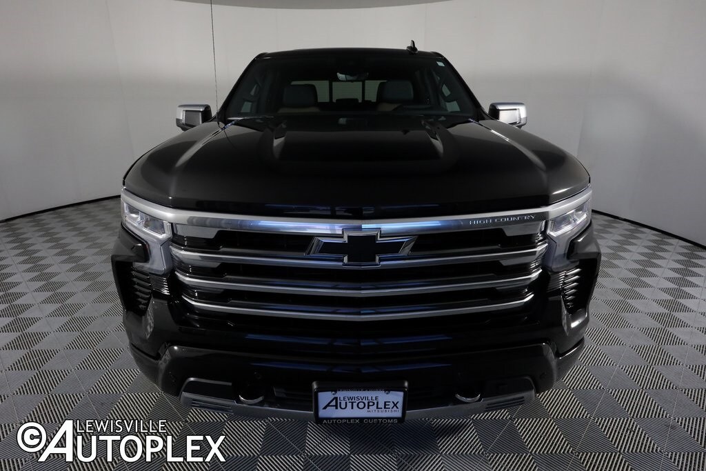 Used 2025 Chevrolet Silverado 1500 High Country Truck Crew Cab