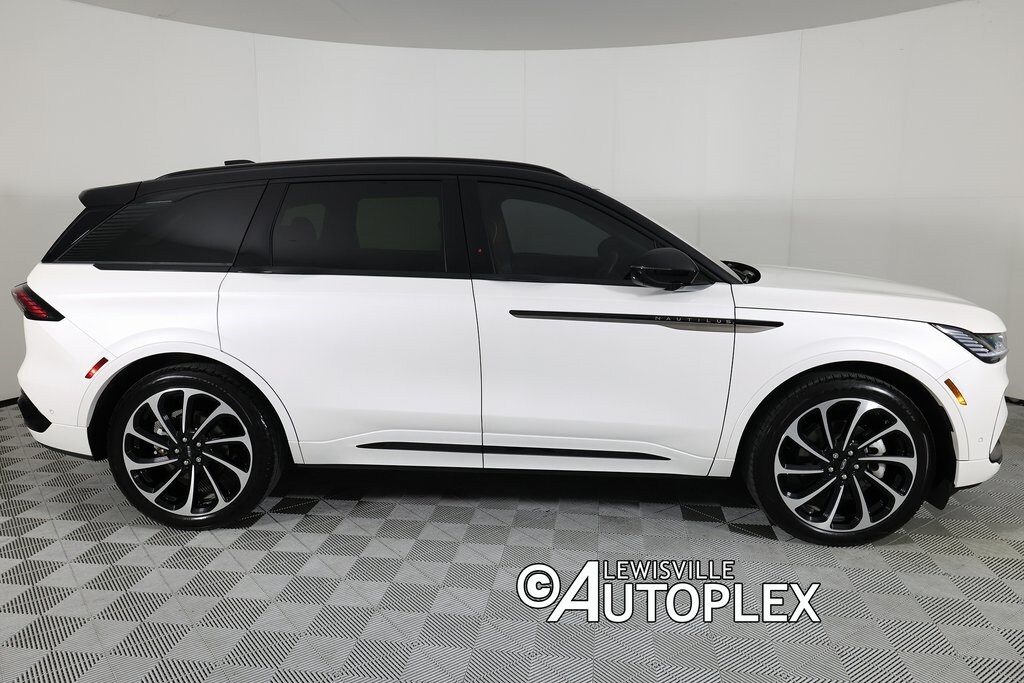 Used 2024 Lincoln Nautilus Black Label SUV