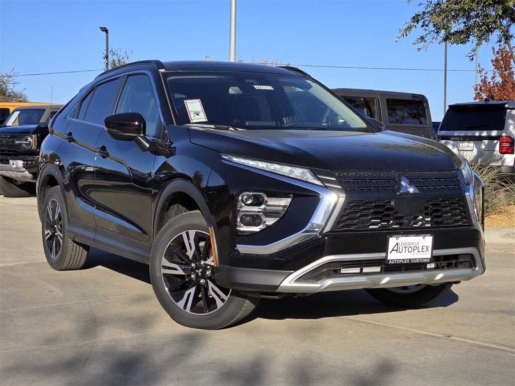 2026 Mitsubishi Eclipse Cross SE's photo