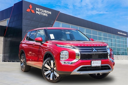 2025 Mitsubishi Outlander SE SUV