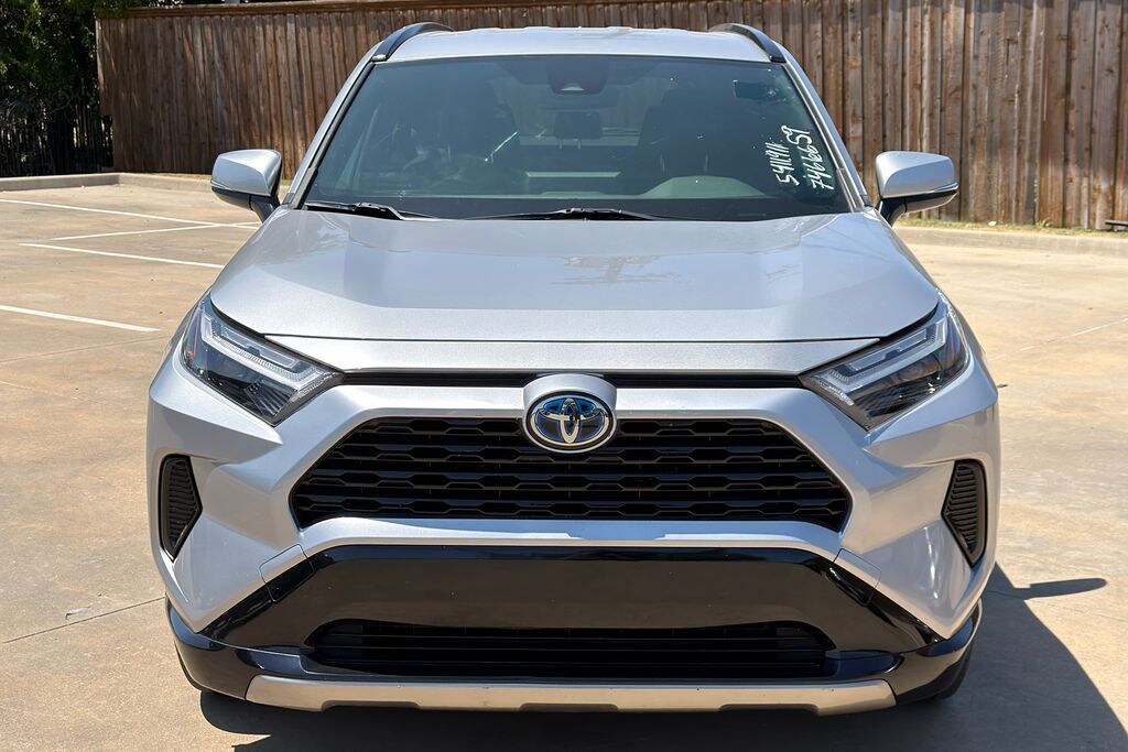 Used 2022 Toyota RAV4 Hybrid SE SUV