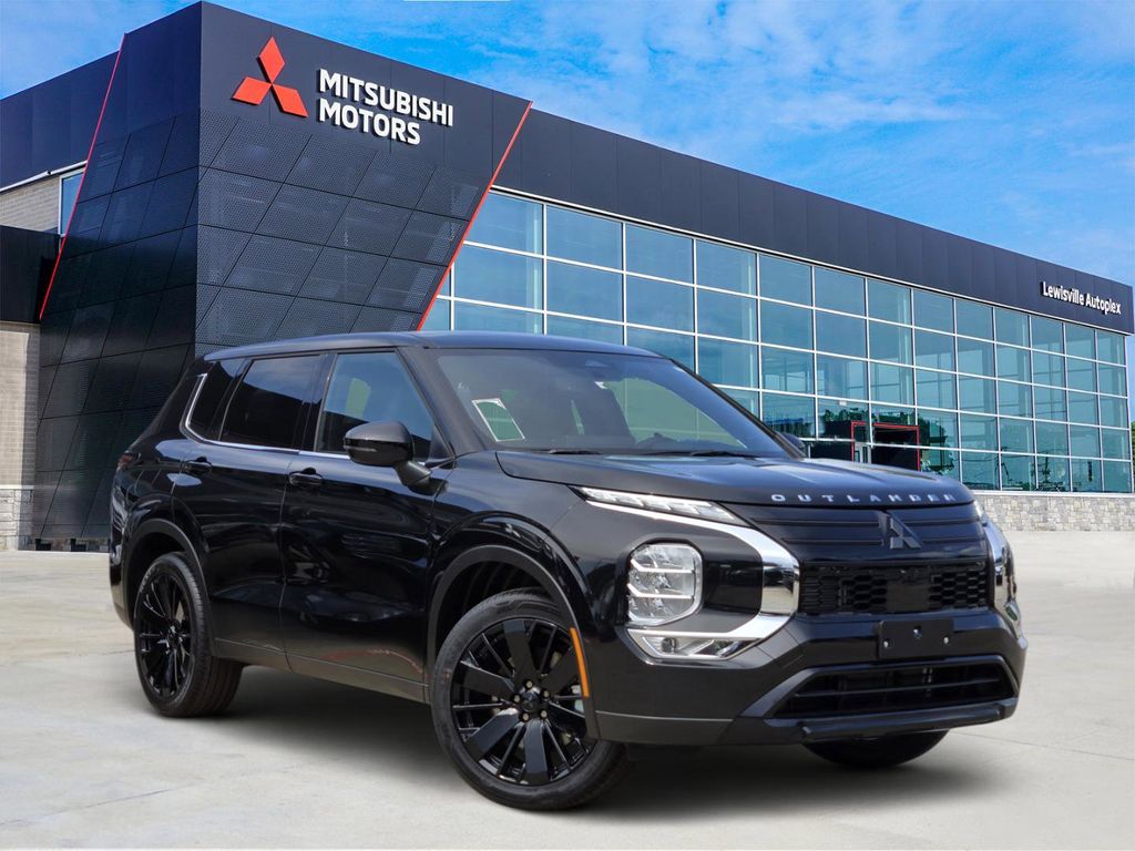 2026 Mitsubishi Outlander LE S-AWC's photo