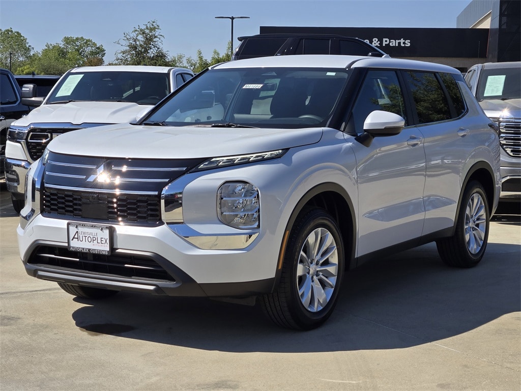 New 2025 Mitsubishi Outlander ES SUV