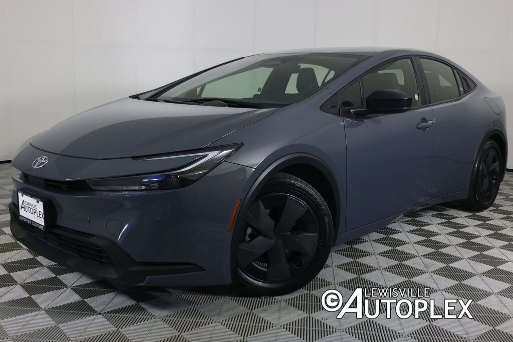 Used 2025 Toyota Prius LE Hatchback