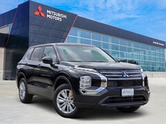 2026 Mitsubishi Outlander ES SUV