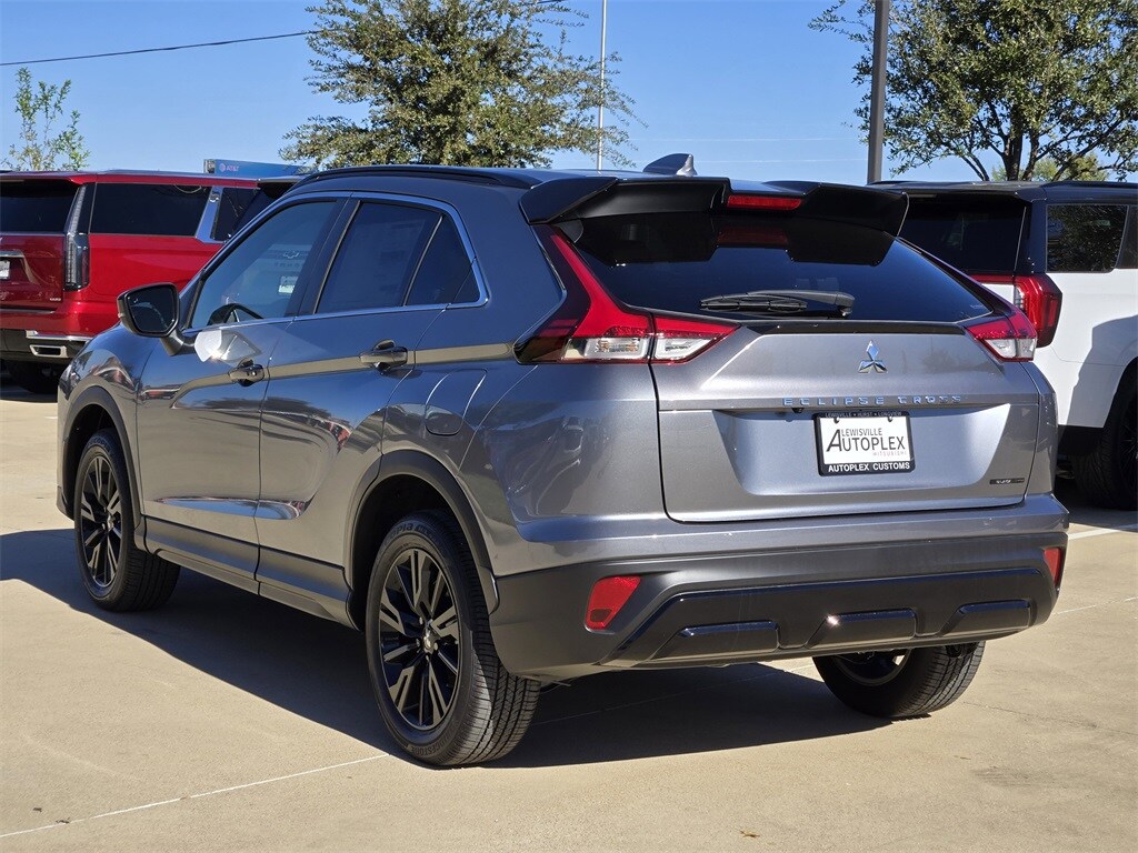 2026 Mitsubishi Eclipse Cross SEL photo 3