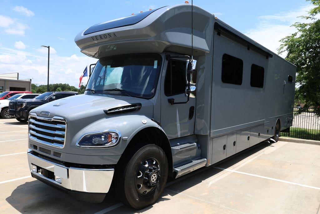 Used 2024 Renegade Verona 40VBH RV