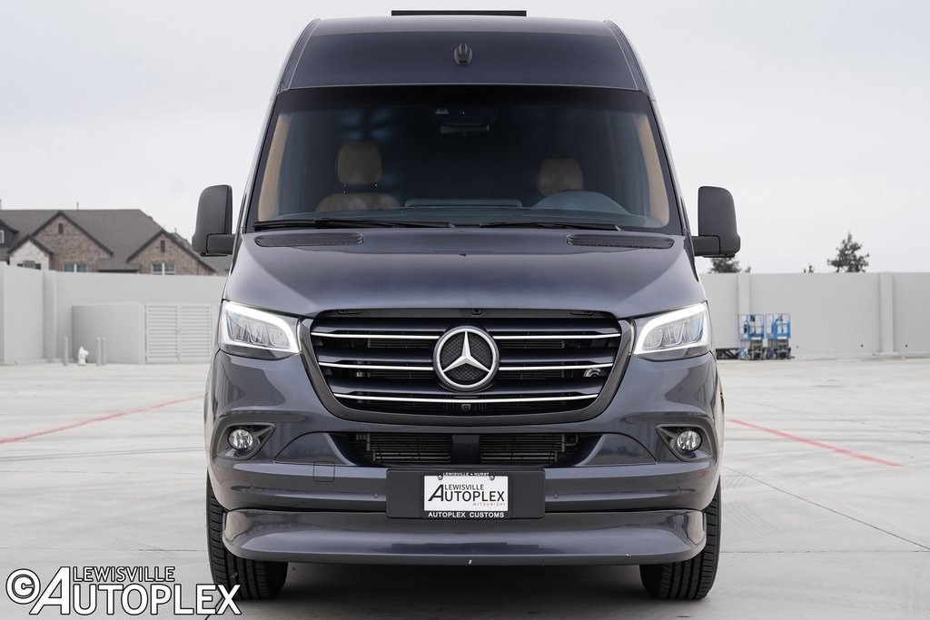 Used 2022 Mercedes-Benz Sprinter Cargo Van Base with VIN W1X4EBHY3NT107218 for sale in Hurst, TX