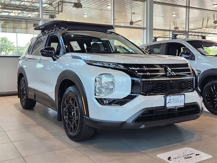 2025 Mitsubishi Outlander Trail Edition SUV