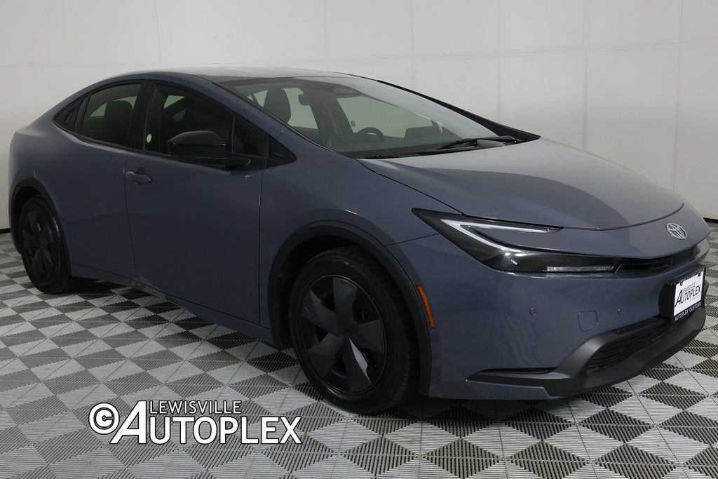 Used 2025 Toyota Prius LE Hatchback