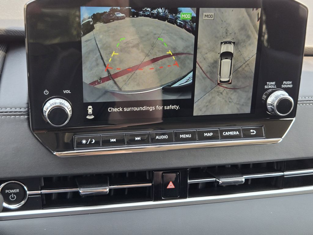 2025 Mitsubishi Outlander Plug-in Hybrid SE - Photo 13