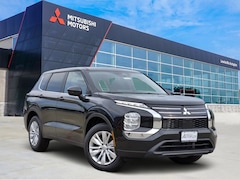 2026 Mitsubishi Outlander ES SUV