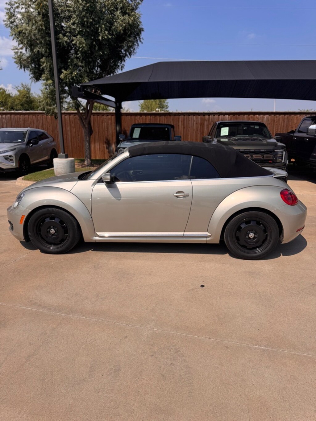 Used 2015 Volkswagen Beetle Convertible 1.8T w/PZEV Convertible