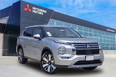 2025 Mitsubishi Outlander SE SUV