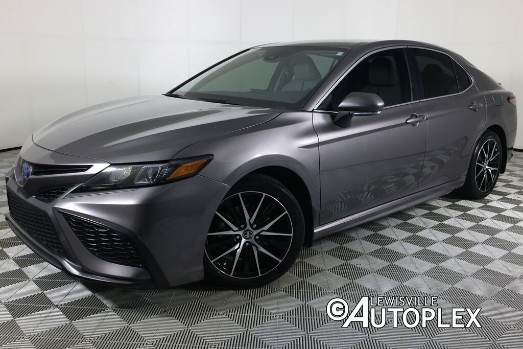 Used 2023 Toyota Camry Hybrid SE Sedan